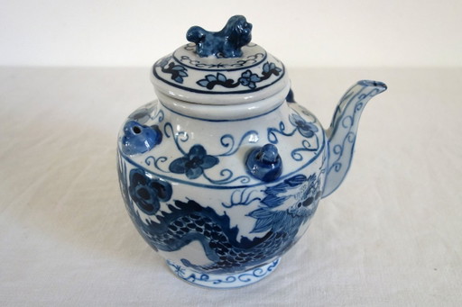 Chinesische Teekanne, frühes 20. Jahrhundert