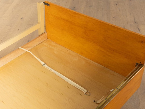 Image 1 of Opklapbed uit de jaren 60 in vintage stijl