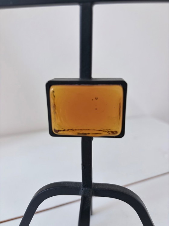 Image 1 of Gunnar Ander (attribuito) per Ystad-Metall – Candelabro in ferro battuto e vetro ambrato, Svezia, anni '60