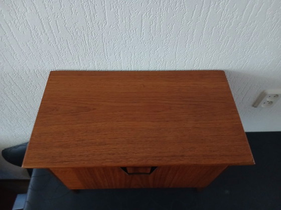 Nachttisch – Louis van Teeffelen – Teak – Webe, Nachttische, Wood, Vintage (photo 4 of 7)