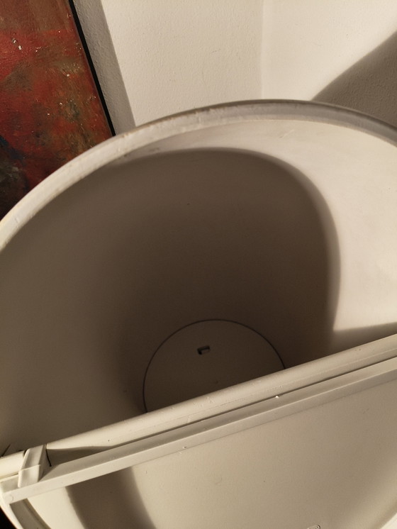 Image 1 of Cestino per rifiuti in plastica italiano in stile vintage, stile spaziale, di Roverdesign