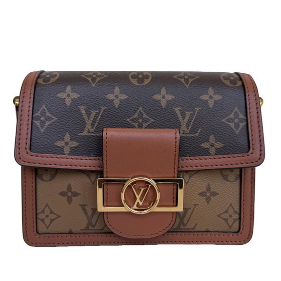 Image 1 of Mini Dauphine di Louis Vuitton