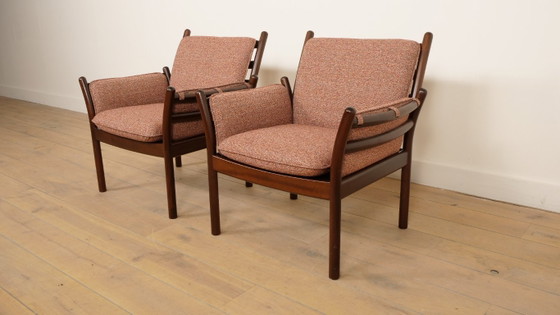 Image 1 of Set of 2 vintage armchairs | Illum Wikkelsø for Silkeborg | Model Genius | Mahogany