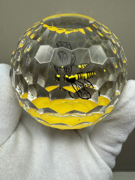 Image 1 of Saint-Louis - Exclusive Crystal Paperweight "Nid d'Abeilles" - Limited Edition (28/150) - 1996