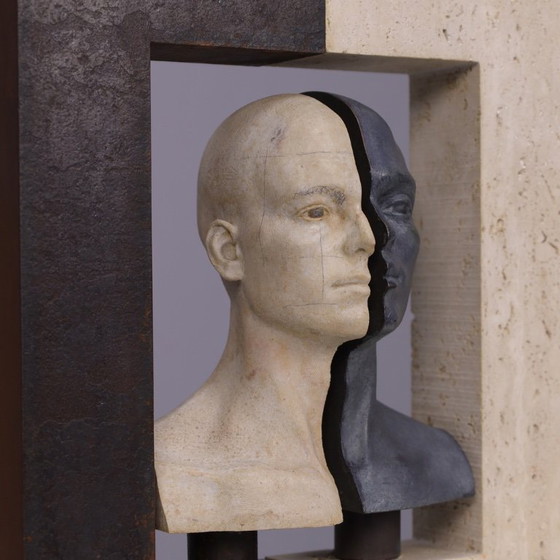Image 1 of Sculpture "Deux = Un" de Josep Bofill, 1995