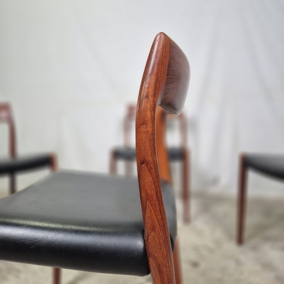Image 1 of 4x Niels Møller modèle 77 vintage 50s chaise de salle à manger en teck