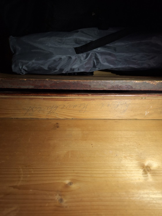 Image 1 of Beautiful antique blanket chest, storage space