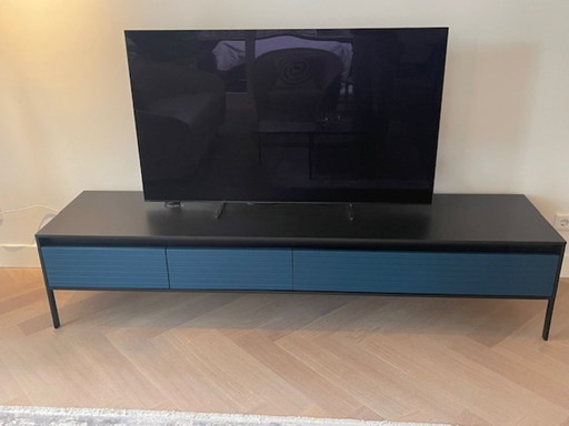 Roche Bobois KEEEN TV Furniture (WxDxH 200x49x43cm) - colors Nero and Blu Prussia