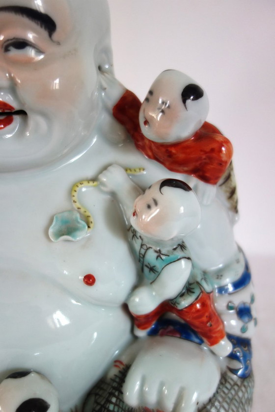 Lachende Buddha-Figur, chinesisches Porzellan, frühes 20. Jahrhundert – Dekorative Objekte, Porcelain (photo 9 of 16)