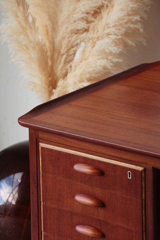 Image 1 of Svend Aage Madsen Schreibtisch: Teak & dänisches Design (HP Hansen)