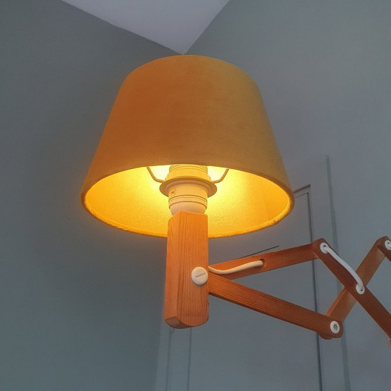 Image 1 of Lampe ciseaux vintage en bois Ikea des années 1980.