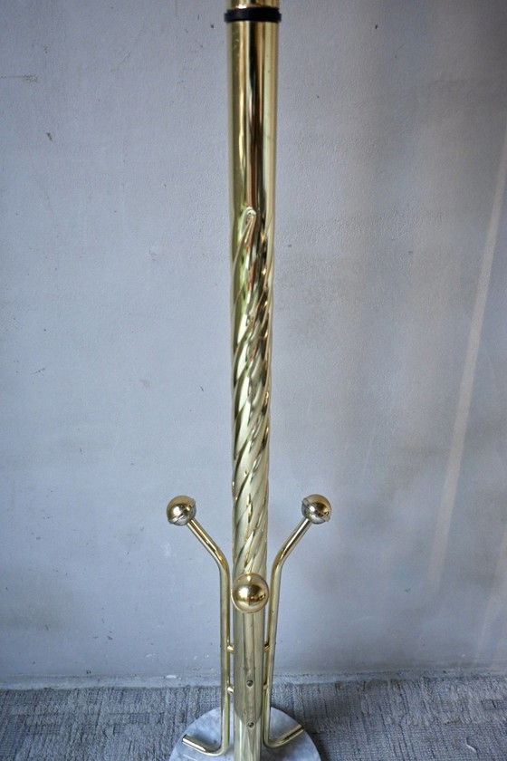 Vintage Hollywood Regency Coat rack Brass and Marble '70, Metal, Stone, Gold (photo 3 of 10)