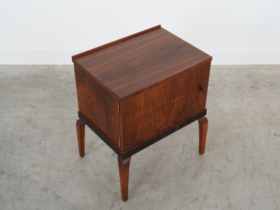 Image 1 of Armoire en noyer, design danois, années 1960, production : Danemark