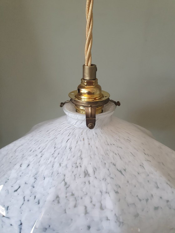 Image 1 of lampada a sospensione vintage - vetro opalino - paralume marmorizzato bianco