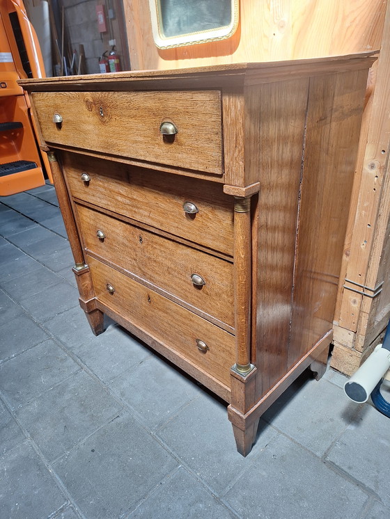 Image 1 of Cómoda holandesa antigua