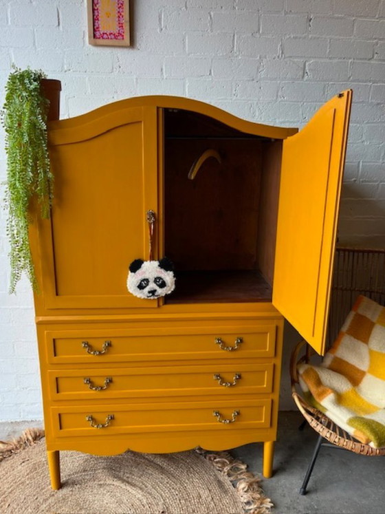 Armoire vintage ancienne, armoire pour chambre d'enfant, armoire pour fille – Buffets, Wood (photo 5 of 20)