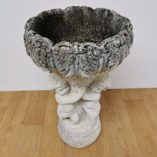 Antico vaso da giardino in pietra fioriera, fioriera jardinière in cemento