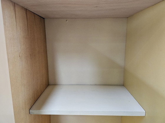 Image 1 of Vetrina in mogano della metà del 1960 con piano in vetro