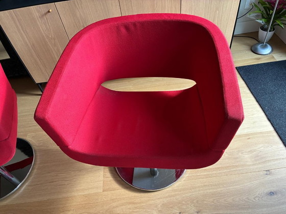 2x Allermuir A820 Calypso extreme swivel armchairs, Swivel chairs, Textile, Wool, Red (photo 5 of 17)