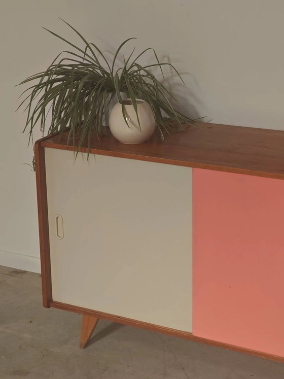 Credenza U452 rosa e bianca di Jiri Jiroutek per Interier Praha – Armadi contenitori, Legno, Design (photo 15 of 28)