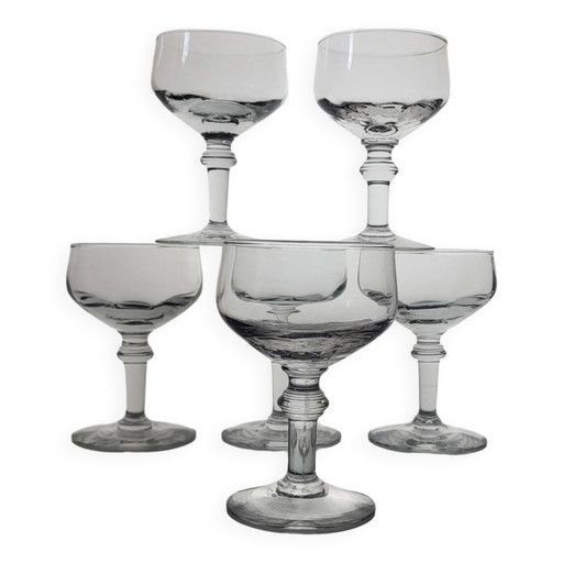 6 copas de vino del siglo XIX