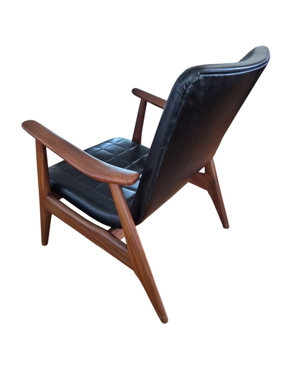 Image 1 of Poltrona in teak con rivestimento in finta pelle nera, anni '60.