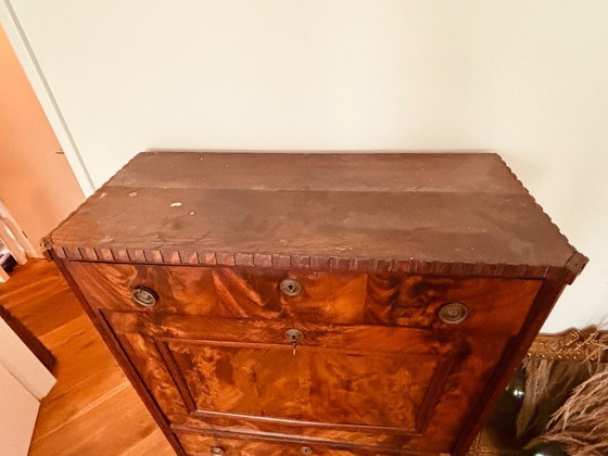 Image 1 of Escritorio antiguo de caoba