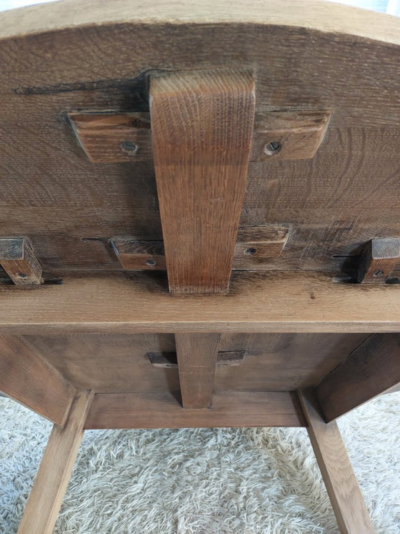 Large Brutalist Round Coffee Table (140 cm) - Solid Oak (Wabi-Sabi) – Wood (photo 7 of 7)