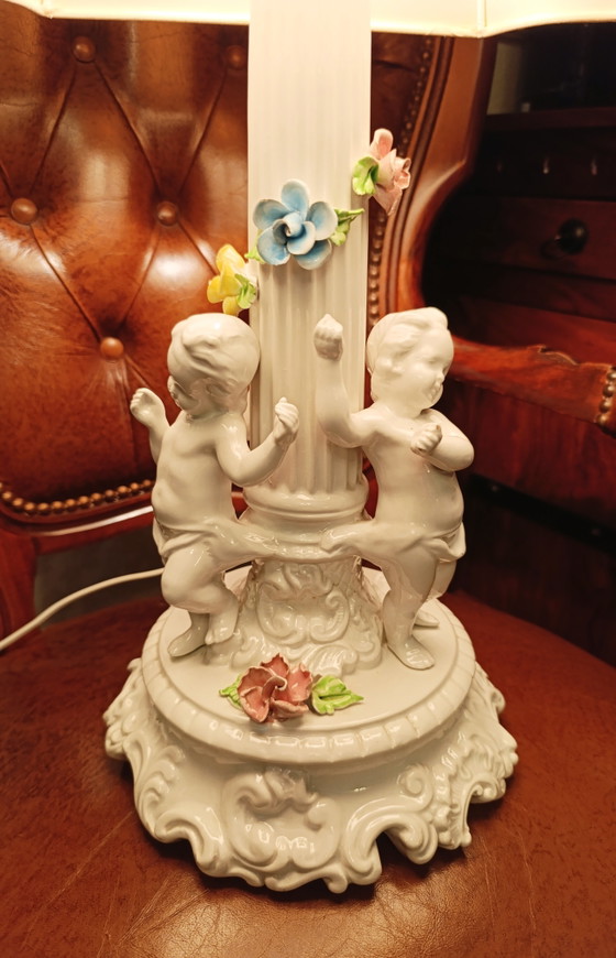Vintage Porcelain Cherub Table Lamp 62 cm (photo 4 of 15)