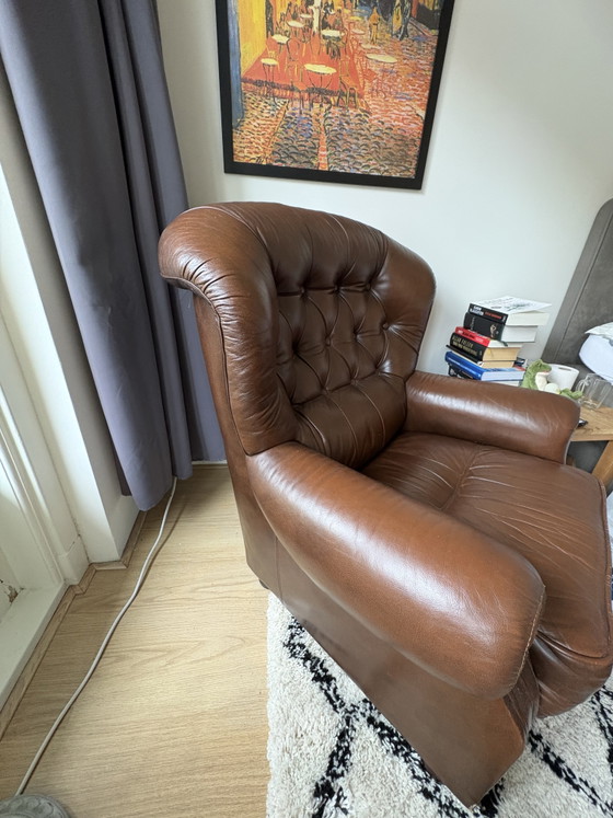 Vintage Armchair - Chesterfield Style – Leather, Wood (photo 5 of 12)