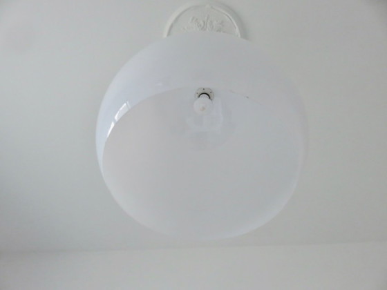 Sospensione sferica di grandi dimensioni realizzata in perspex o policarbonato – Lampade a sospensione (photo 8 of 8)