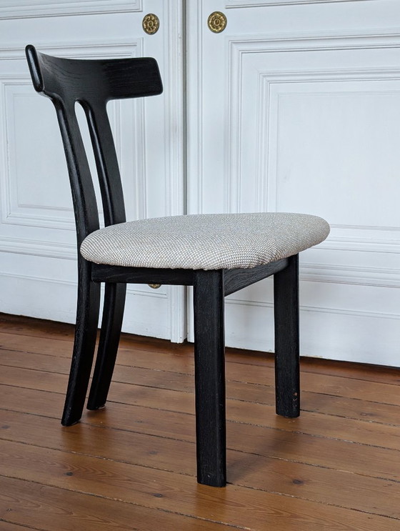 Image 1 of Set aus 4 Eichenholz-Esszimmerstühlen in T-Form