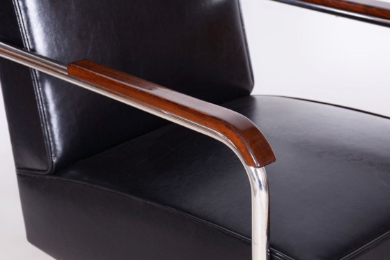 Paar gerestaureerde Bauhaus-fauteuils, van Mücke-Melder, Leer, Tsjechisch, jaren dertig – Leather, Wood (photo 9 of 14)
