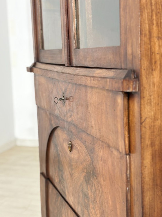Image 1 of Vitrina antigua de nogal Biedermeier / vitrina con frente de vidrio / período Gründerzeit