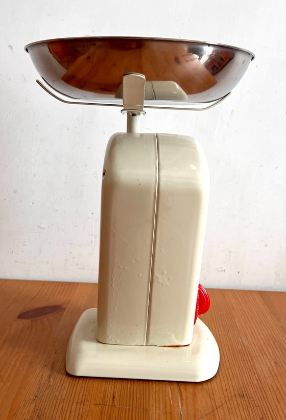 Dulton 100-090 cream colored kitchen scale, Kitchen accessories, Metal, Creme, Vintage (photo 3 of 10)