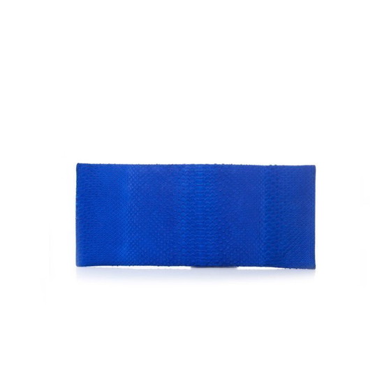 Image 1 of Maison Du Posh, pochette in pelle di serpente blu elettrico.