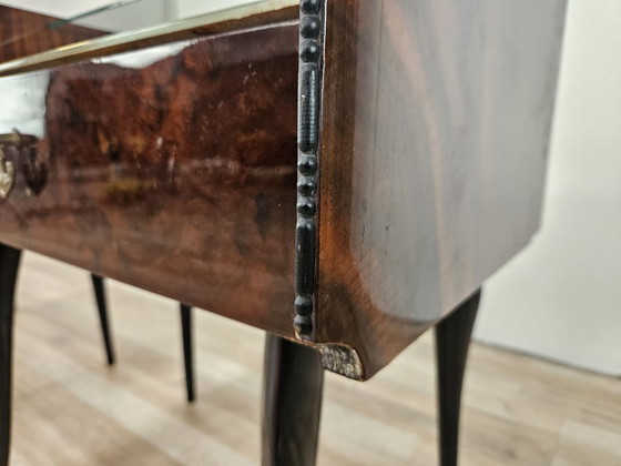 Paar Nachttische aus Mahagoni im Mid-Century-Stil der 1960er Jahre mit doppelten Glasplatten – Wood (photo 15 of 21)