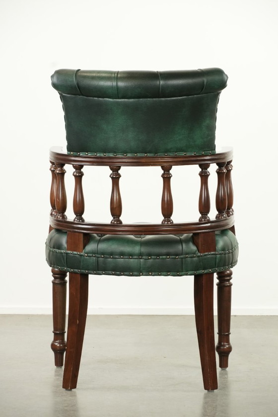 Image 1 of Silla de escritorio/silla auxiliar Chesterfield de piel de vaca con estampado de llamas verdes, estilo inglés.