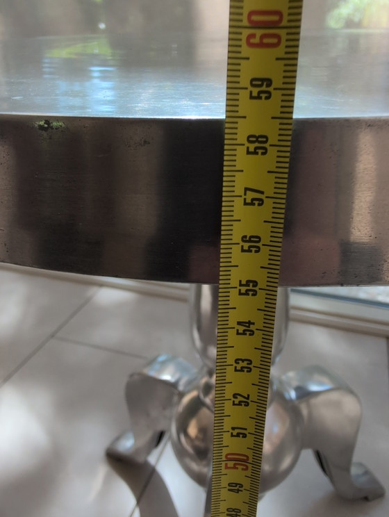 Image 1 of Table basse ronde argentée