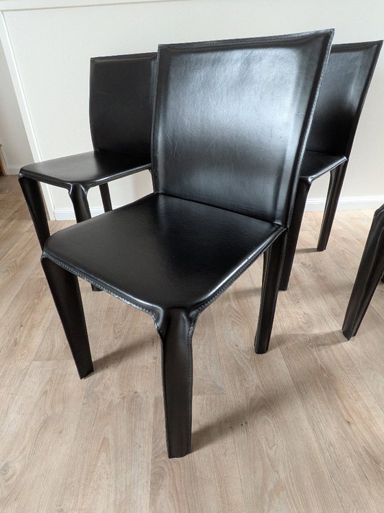 4 vintage Arper Italiaanse eetkamerstoelen uit de jaren 80/90, bekleed met zwart hard leer (in de stijl van (photo 11 of 22)