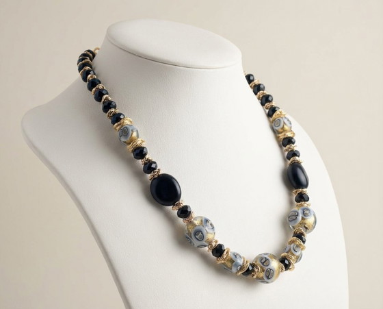 Image 1 of Collar de cristal de Murano hecho a mano con pan de oro de 24 kt.