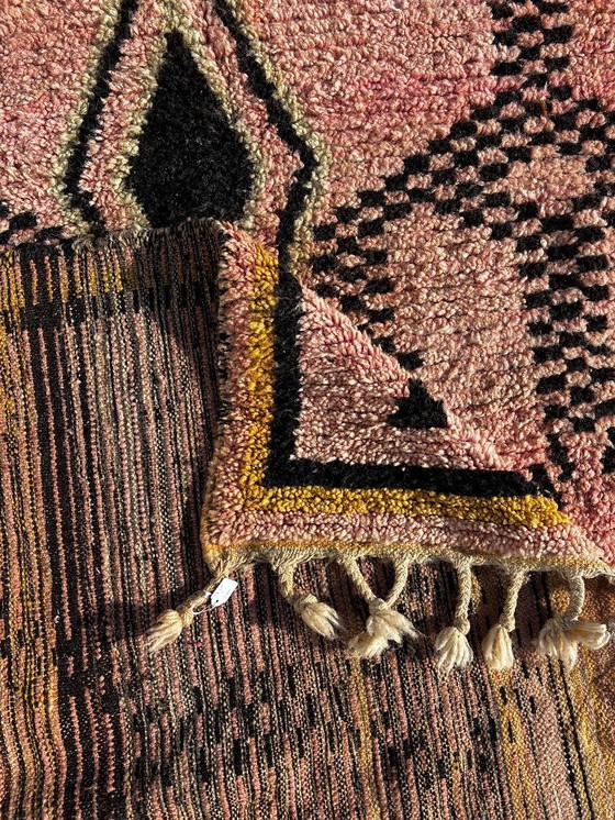 Image 1 of Modern Marokkaans handgemaakt wollen vloerkleed – Roze Berber vloerkleed 200x320 cm