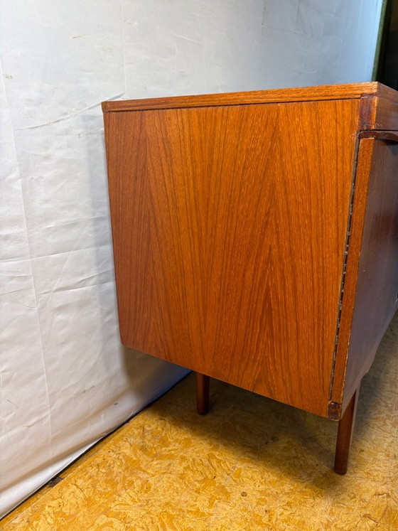 Prachtig Vintage Elliots Of Newbury Teak Dressoir | 1960 | Scandinavian Design Een fantastisch Mid-Century (photo 8 of 9)