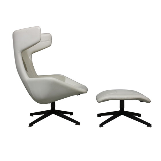 Image 1 of Ensemble de chaises longues et d'ottomanes "Take a Line for a Walk" par Alfredo Haberli pour Moroso