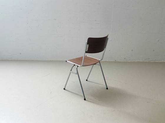 Image 1 of 6 vintage stapelstoelen met chromen frame, jaren 70