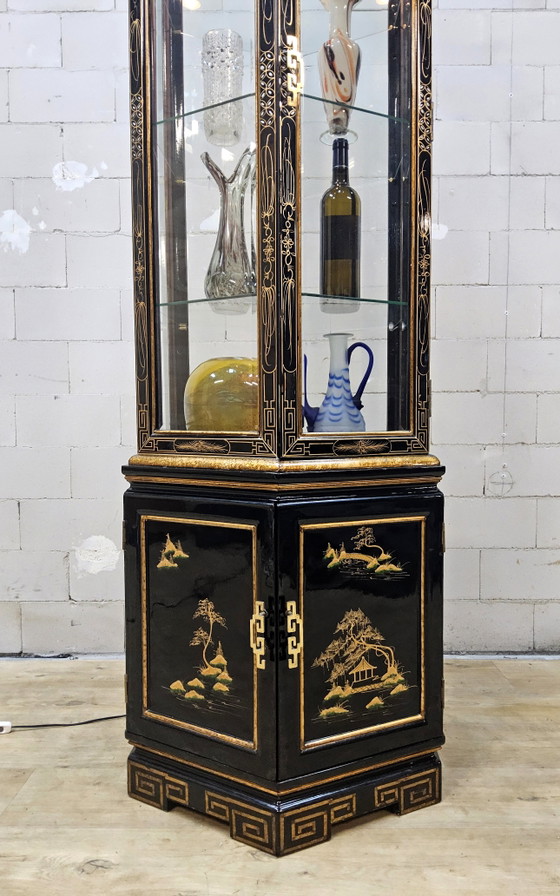 Image 1 of Vitrina china con techo de pagoda e iluminación (vitrina asiática, oriental, vitrina bohemia)