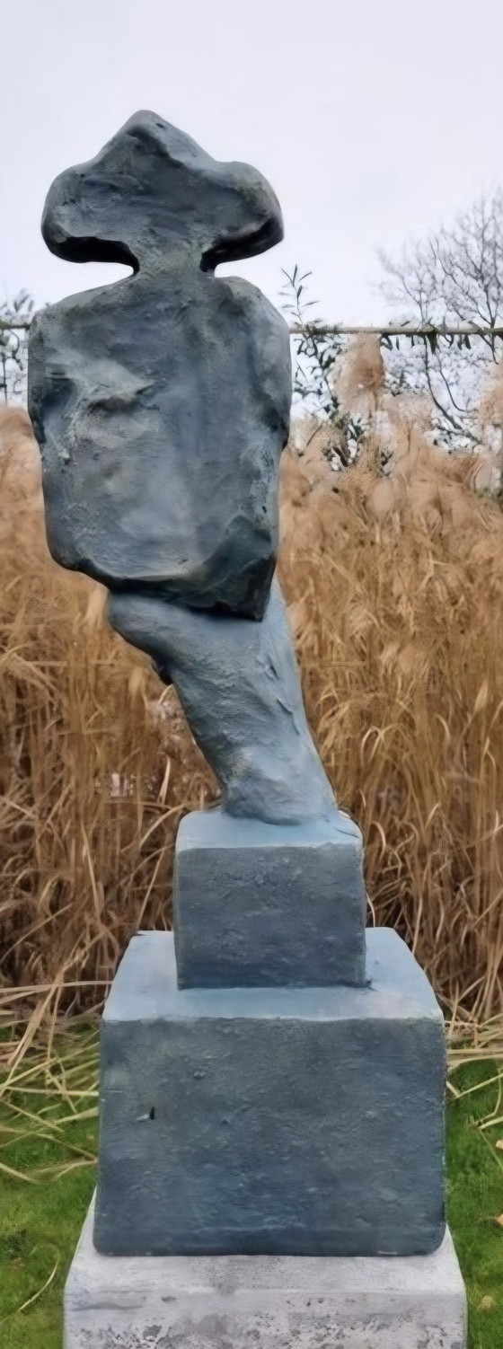 Image 1 of Sculpture Silence polystone 76 cm