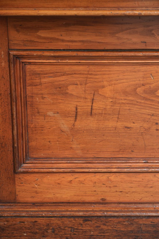 Image 1 of Large antique English shop counter/fabric counter from the 19th century with a luxurious appearance and brass rulers in the top.