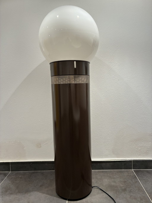 Oracolo floor lamp from Artemide
