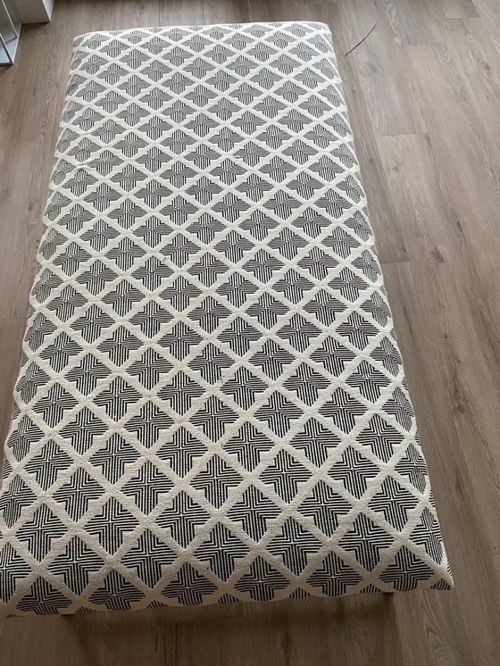 Image 1 of Oriental hocker Loods5